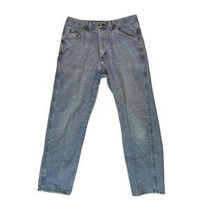 Wrangler Rugged Wear Jeans Mens 34x30 Blue Straight Leg Denim